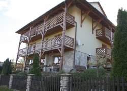 Widok zewnętrzny foto. Trójstyk