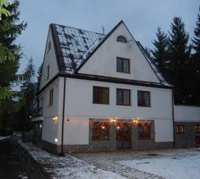 Widok zewnętrzny - murowany budynek