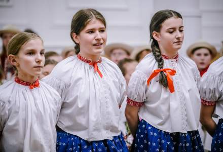 Uczestnicy Świątecznego Spotkania dla Seniorów w Koniakowie fot. M.Kuźma