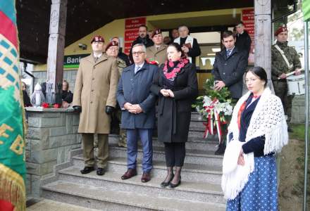 Uroczystość odsłonięcia tablicy kpt. Ignacego Gazurka