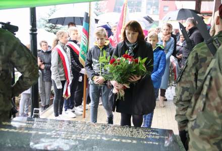 Uroczystość odsłonięcia tablicy kpt. Ignacego Gazurka