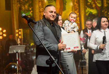 Koncert Golec uOrkiestry „Kolędowanie z Janem Pawłem II” w Kościele Dobrego Pasterza w Istebnej