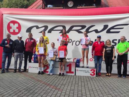 Kinga Gazurek na pierwszym stopniu podium Marwe Cup