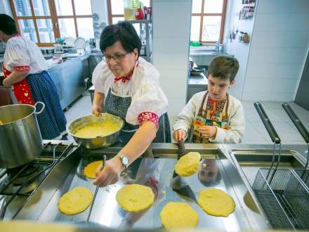 Finał regionalnego konkursu kulinarnego „Warzymy z matkóm i tacikym”