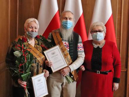 Laureaci w towarzystwie Pełnomocnika Wojewody ds. Rodziny Marii Nowak