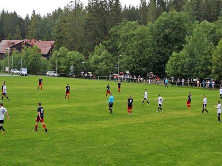 APN Góral Istebna - Pogórze 3:1