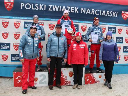 Podium sprintu mężczyzn z Dominikiem Bury (srebro) i Kamilem Bury (brąz)