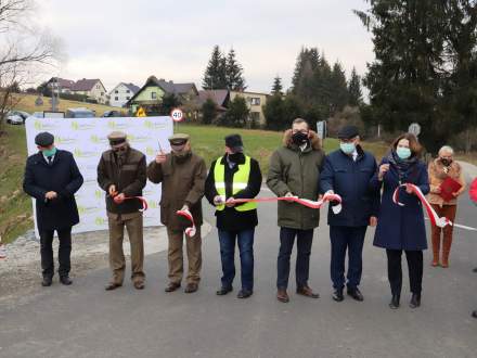 Przecięcie biało-czerwonej wstęgi