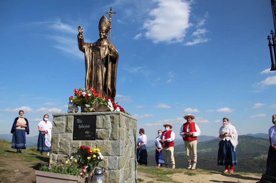 Uroczystości 100. rocznicy urodzin św. Jana Pawła II na Ochodzitej