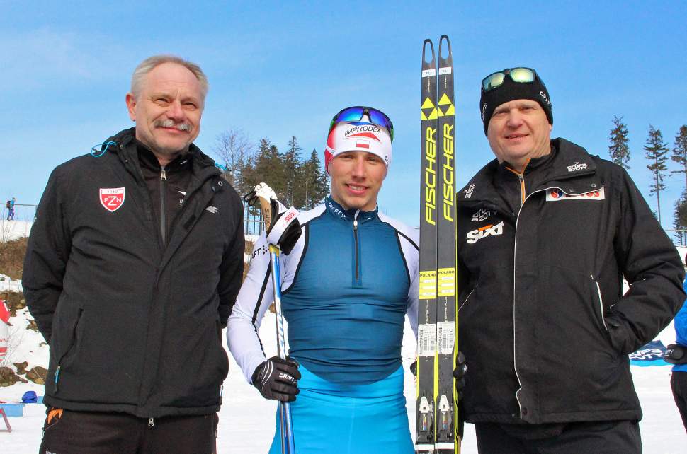 Dominik Bury (w środku), Jarosław Hulawy (z lewej) i Tadeusz Krężelok