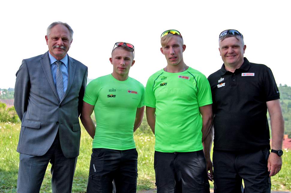 od lewej: Jarosław Hulawy, Dominik Bury, Kamil Bury, Tadeusz Krężelok
