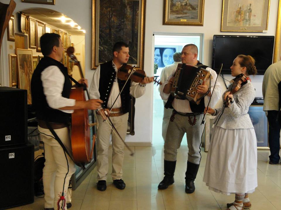 Galeria Kukuczka ::::Istebna, Trójwieś, Beskidy :: Istebna ...